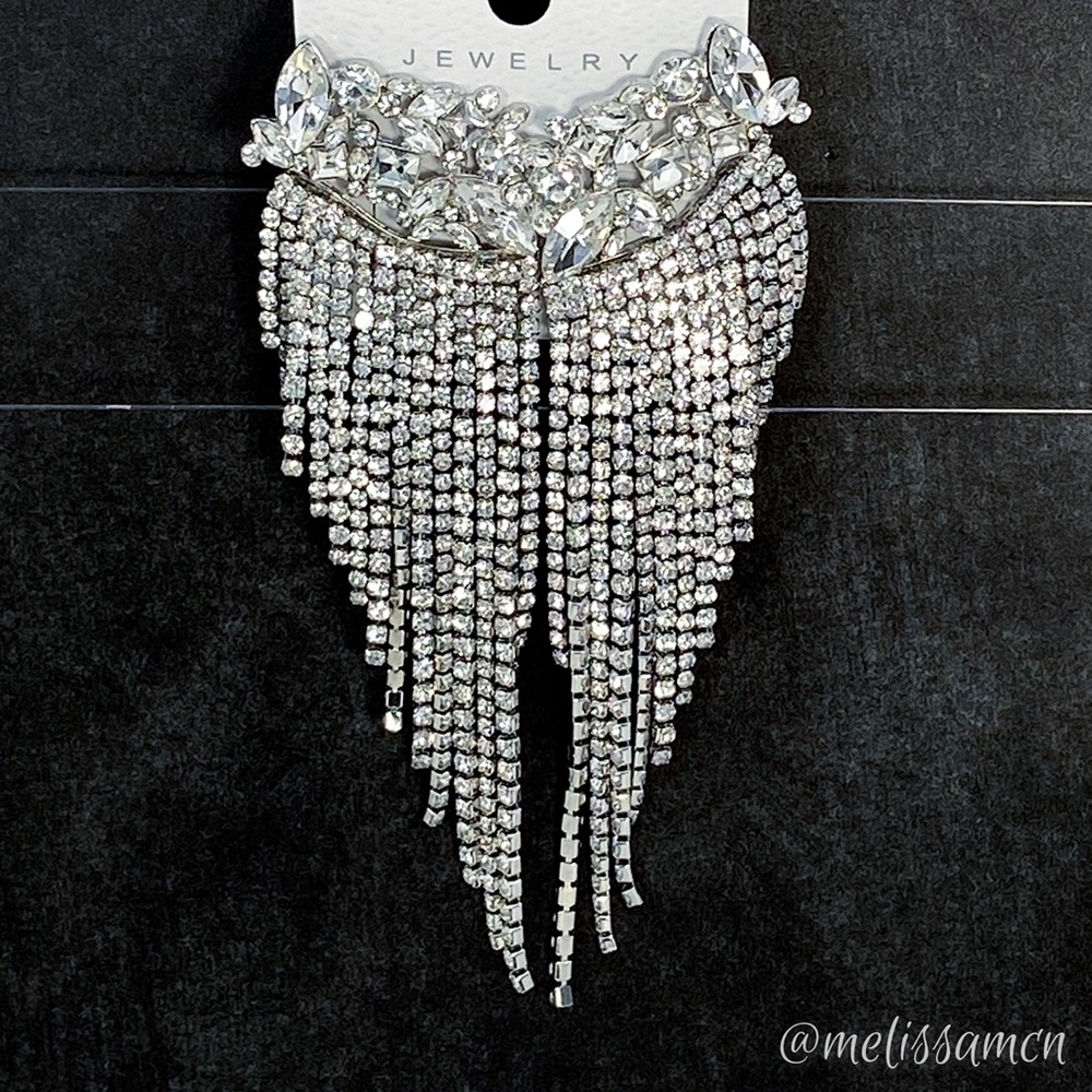 White Rhinestone Cascading Sparkly Chandelier Occ… - image 4